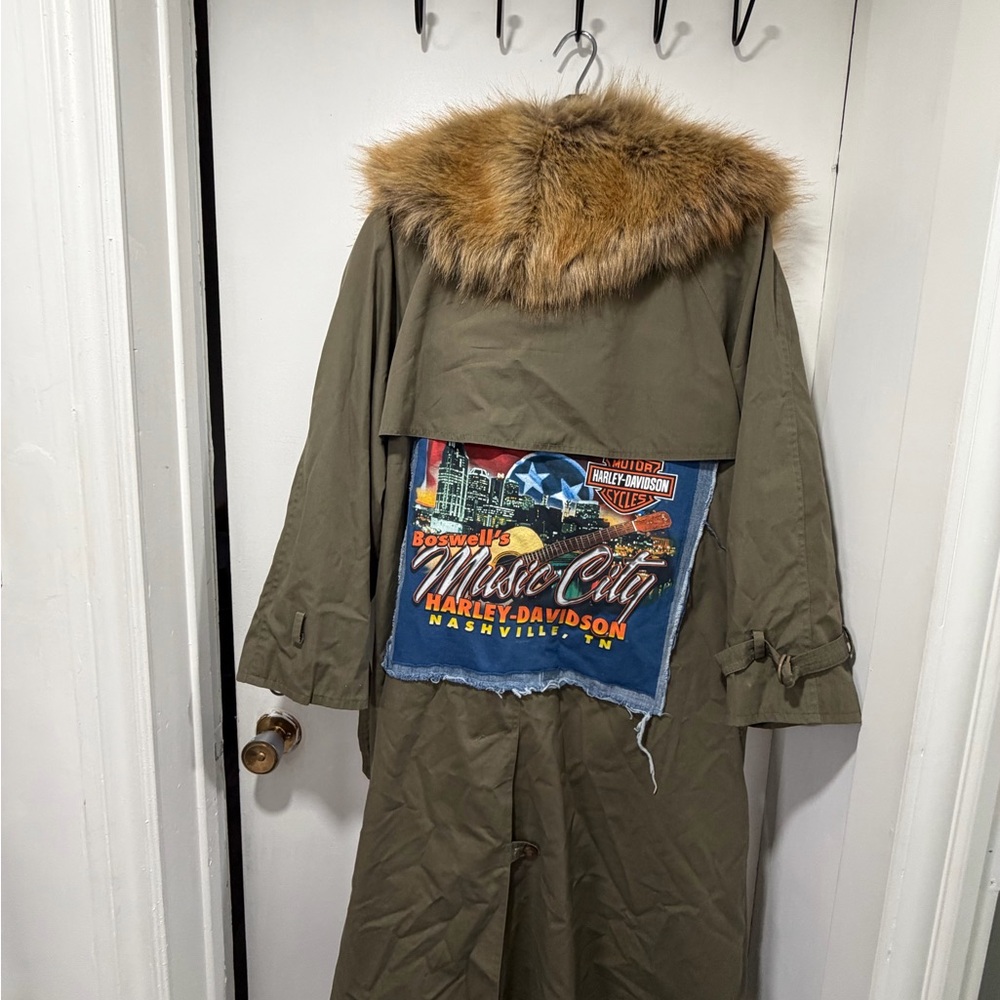Olive Trench Coat with Faux Fur Collar & Music City Back Patch